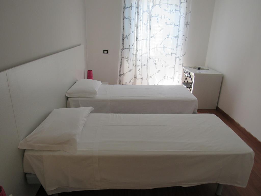 Smart Rooms Trieste Habitación foto